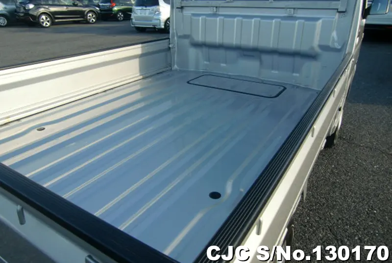 2017 Nissan / Clipper Stock No. 130170