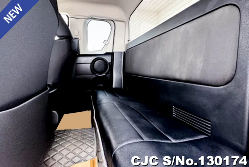 Toyota Hilux in Silver for Sale Image 8