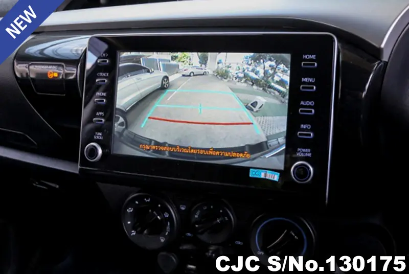 Toyota Hilux in Gray for Sale Image 9