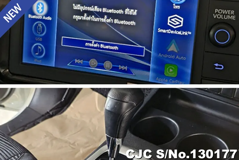 Toyota Hilux in White for Sale Image 8