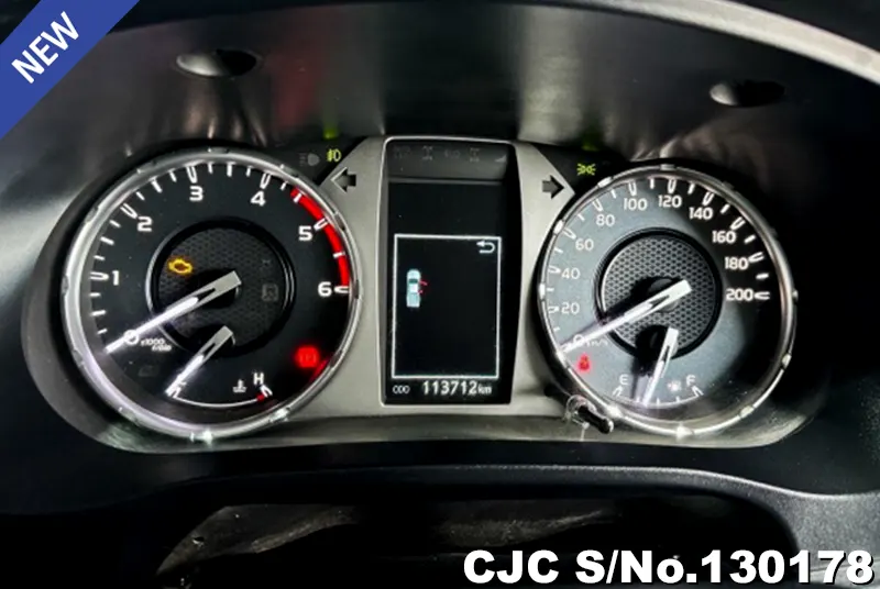 2021 Toyota / Hilux / Revo Stock No. 130178