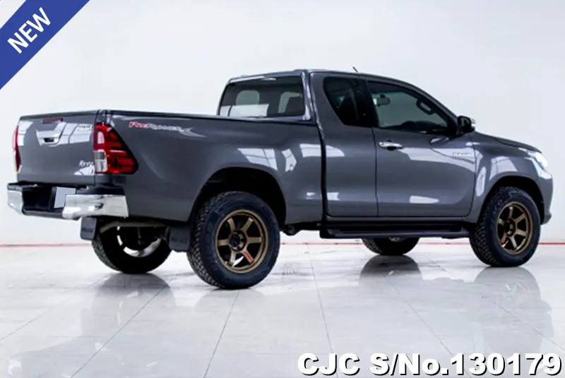 2017 Toyota / Hilux / Revo Stock No. 130179