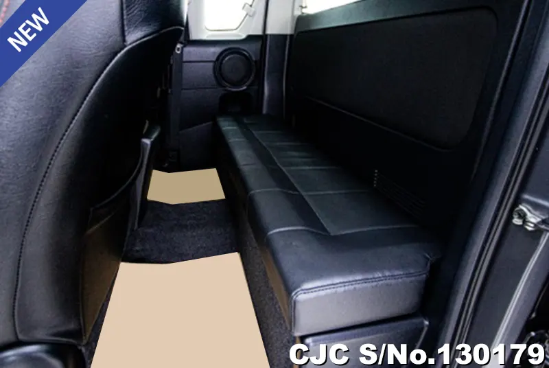 2017 Toyota / Hilux / Revo Stock No. 130179