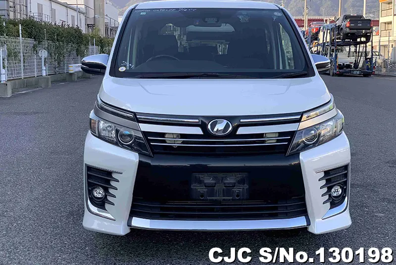 2016 Toyota / Voxy Stock No. 130198