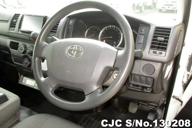 2019 Toyota / Hiace Stock No. 130208