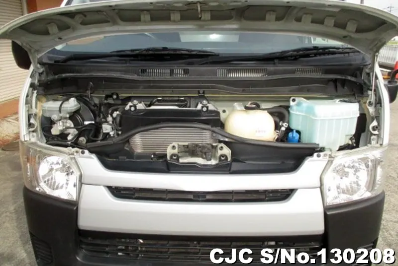 2019 Toyota / Hiace Stock No. 130208