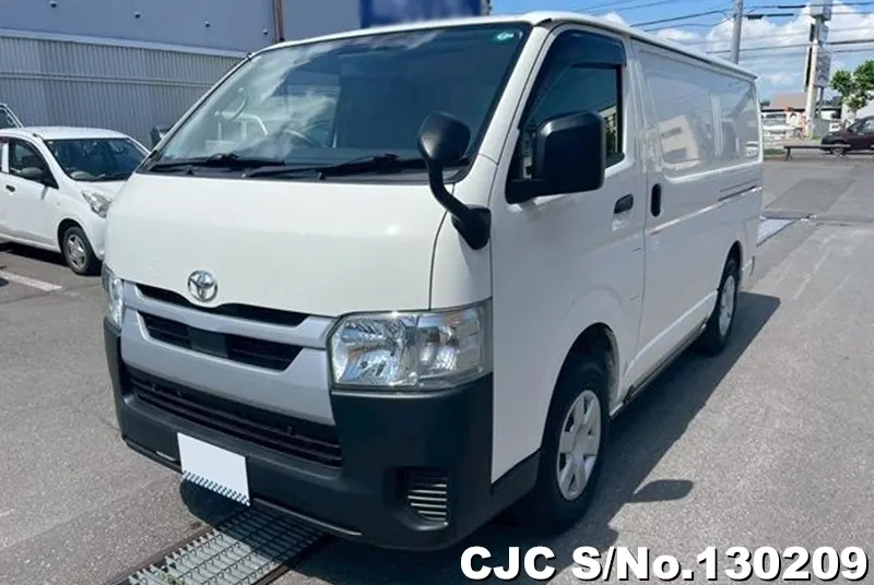 2022 Toyota / Hiace Stock No. 130209