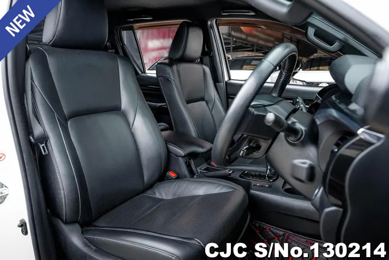 2019 Toyota / Hilux / Revo Rocco Stock No. 130214