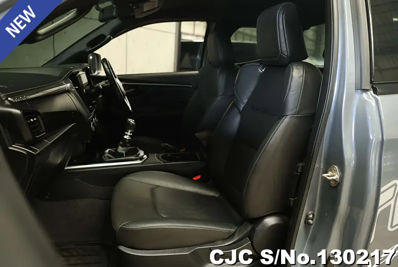 Isuzu D-Max in Gray for Sale Image 8