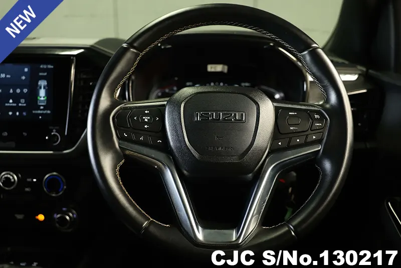 Isuzu D-Max in Gray for Sale Image 10