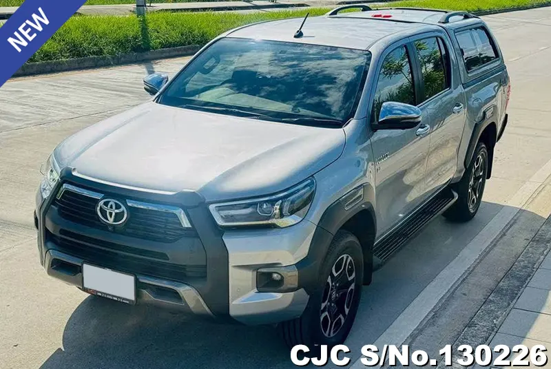Toyota Hilux in Silver for Sale Image 2