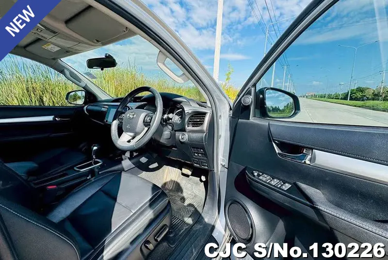 Toyota Hilux in Silver for Sale Image 8
