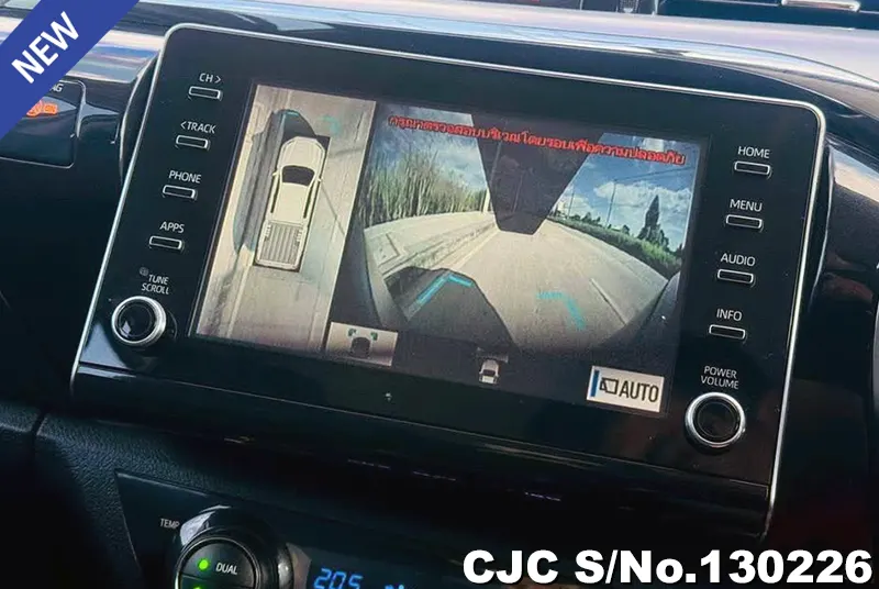 2022 Toyota / Hilux / Revo Stock No. 130226