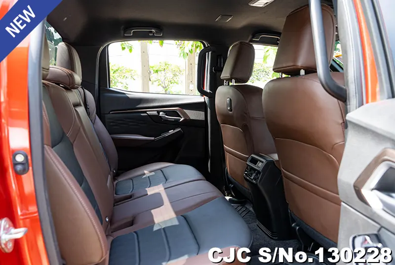 Isuzu D-Max in Red for Sale Image 11