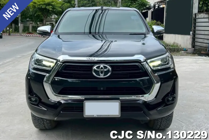 Toyota Hilux in Black for Sale Image 4