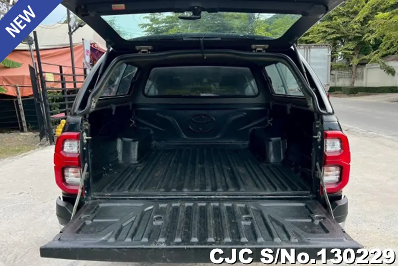 Toyota Hilux in Black for Sale Image 7