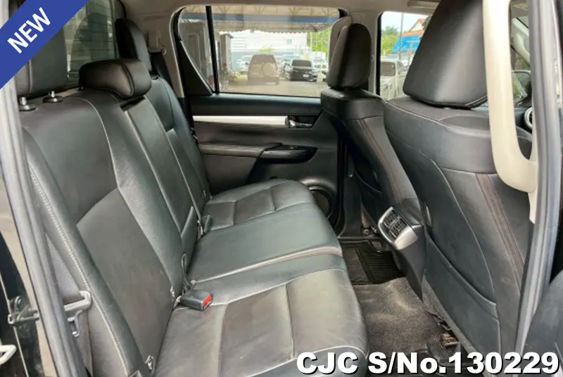 2021 Toyota / Hilux / Revo Stock No. 130229
