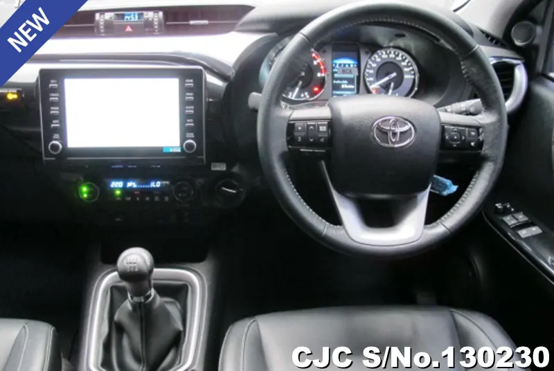 Toyota Hilux in Gray for Sale Image 10