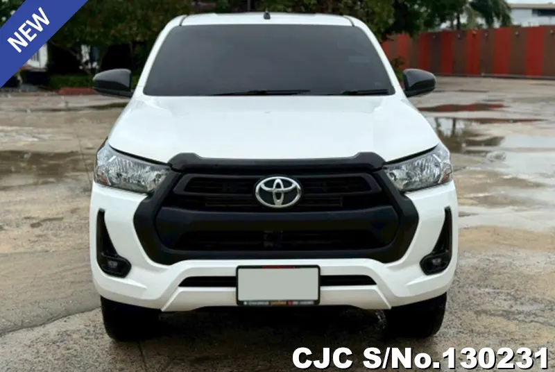 2022 Toyota / Hilux / Revo Stock No. 130231