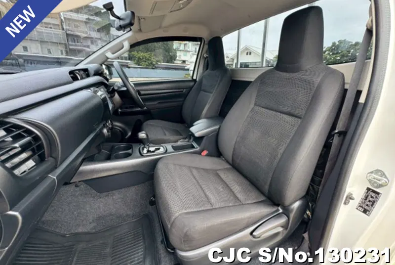 2022 Toyota / Hilux / Revo Stock No. 130231