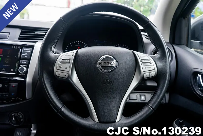 2020 Nissan / Navara Stock No. 130239