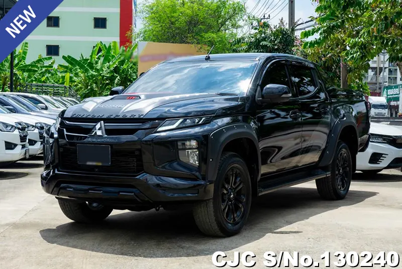 2023 Mitsubishi / Triton Stock No. 130240