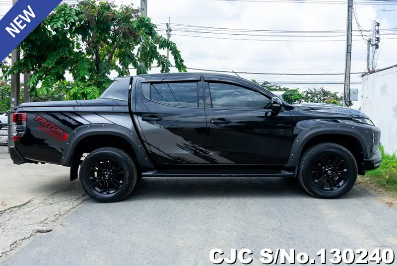 2023 Mitsubishi / Triton Stock No. 130240