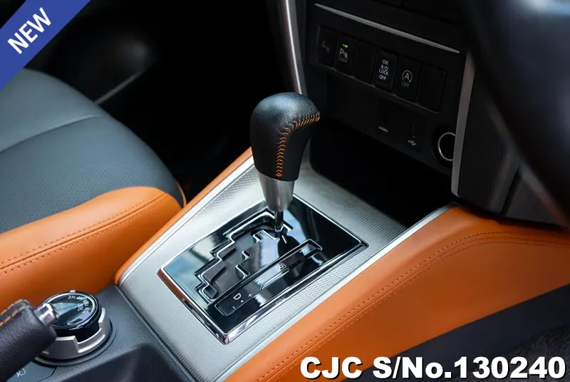 2023 Mitsubishi / Triton Stock No. 130240