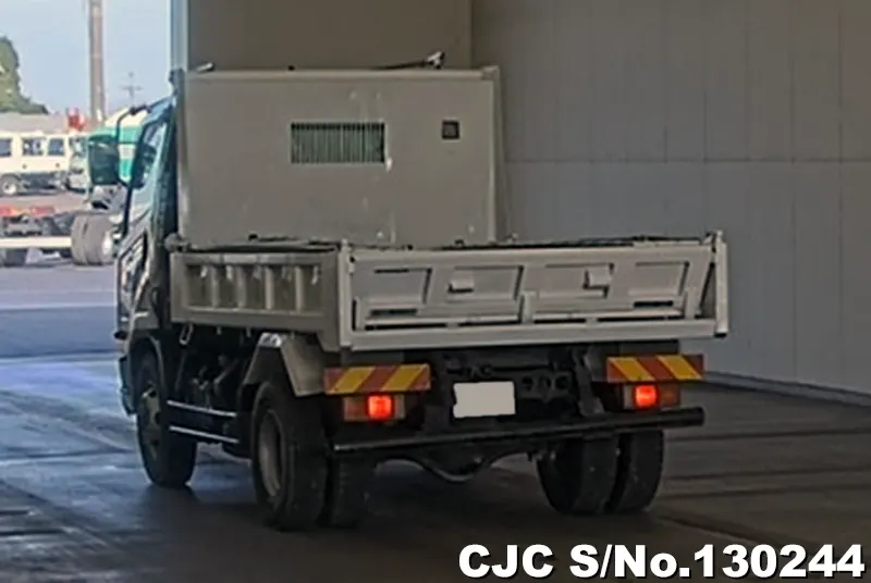 2015 Mitsubishi / Fuso Fighter Stock No. 130244