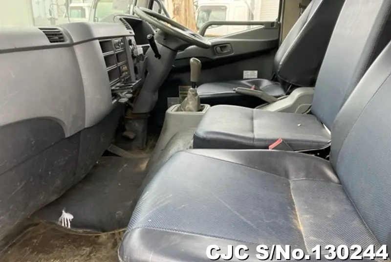 2015 Mitsubishi / Fuso Fighter Stock No. 130244