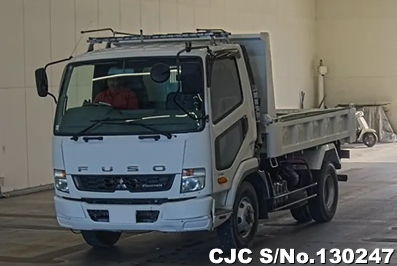2015 Mitsubishi / Fuso Stock No. 130247