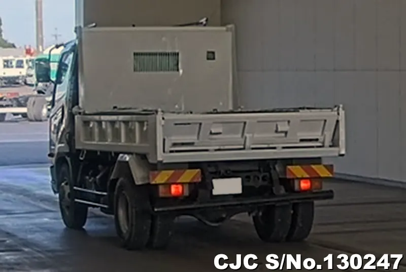 2015 Mitsubishi / Fuso Stock No. 130247