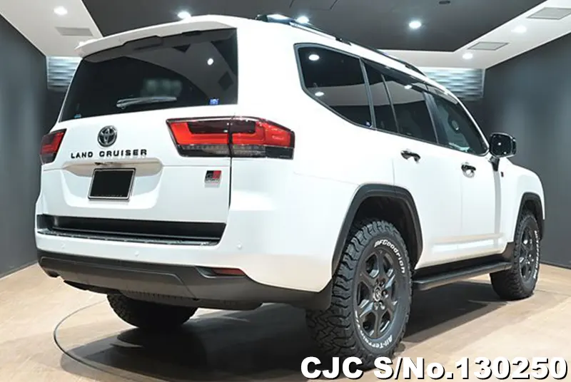 2024 Toyota / Land Cruiser Stock No. 130250