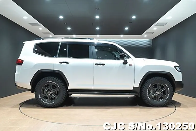 2024 Toyota / Land Cruiser Stock No. 130250