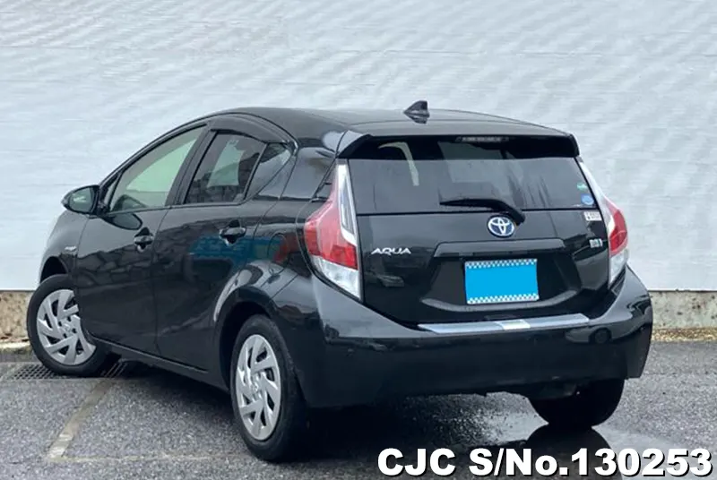 2016 Toyota / Aqua Stock No. 130253