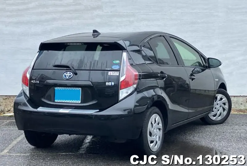 2016 Toyota / Aqua Stock No. 130253