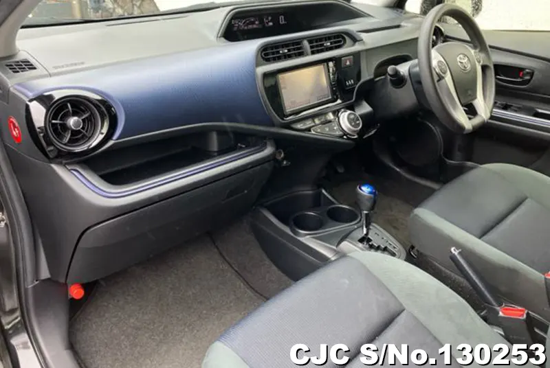 2016 Toyota / Aqua Stock No. 130253