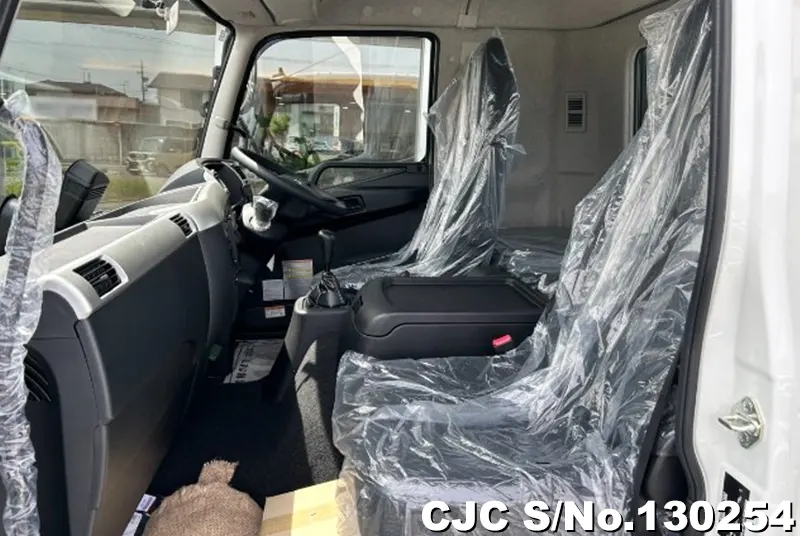 2024 Mitsubishi / Fuso Fighter Stock No. 130254