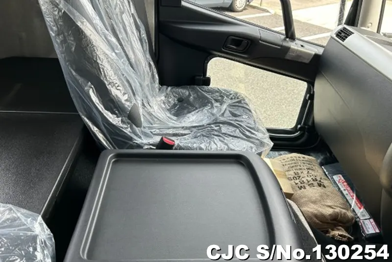 2024 Mitsubishi / Fuso Fighter Stock No. 130254