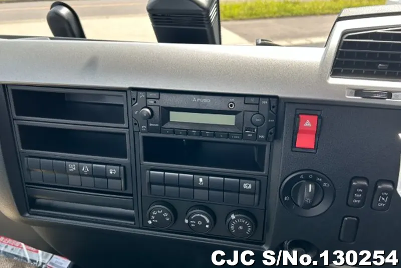 2024 Mitsubishi / Fuso Fighter Stock No. 130254