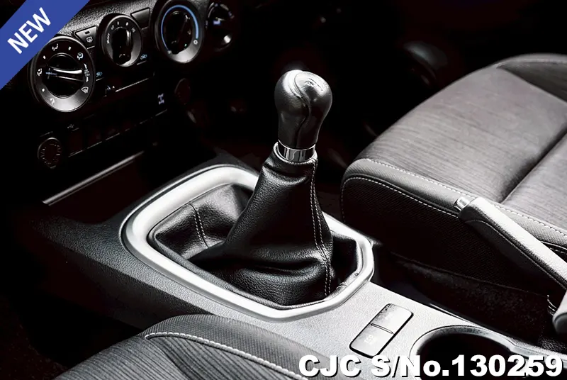 2020 Toyota / Hilux / Revo Stock No. 130259
