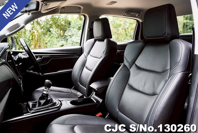 Isuzu D-Max in Silver for Sale Image 11