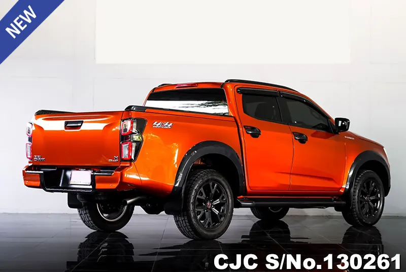 Isuzu D-Max in Orange for Sale Image 2