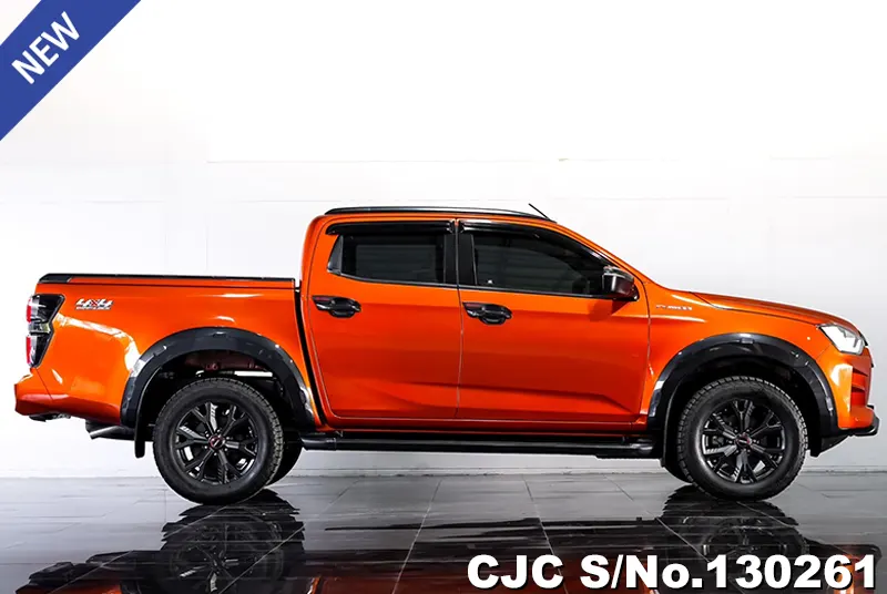 Isuzu D-Max in Orange for Sale Image 6