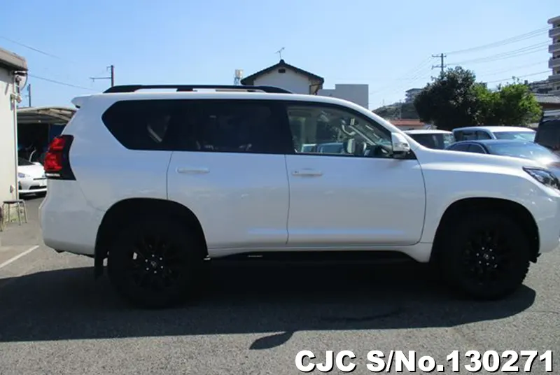 2023 Toyota / Land Cruiser Prado Stock No. 130271