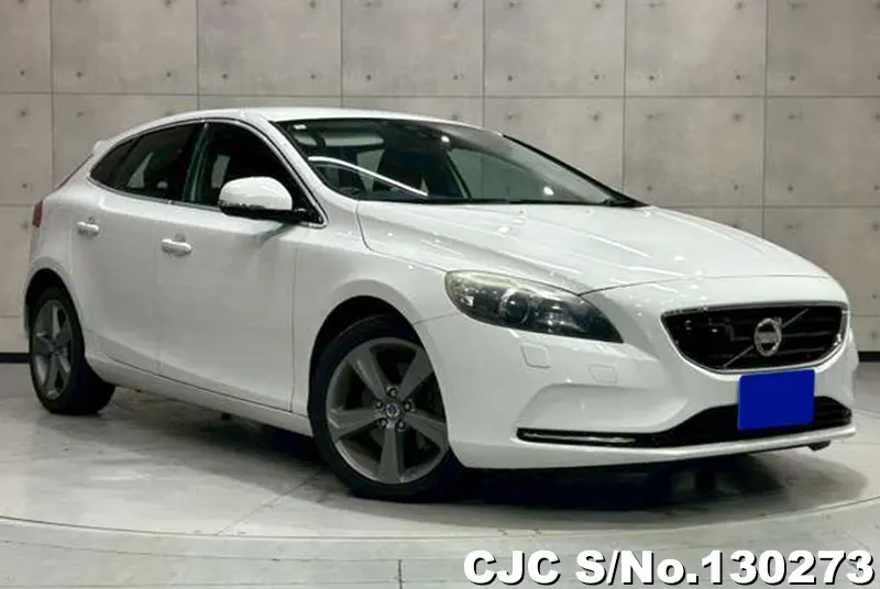2015 Volvo / V40 Stock No. 130273
