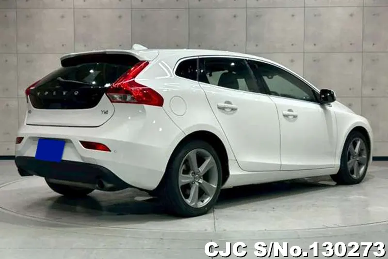 2015 Volvo / V40 Stock No. 130273