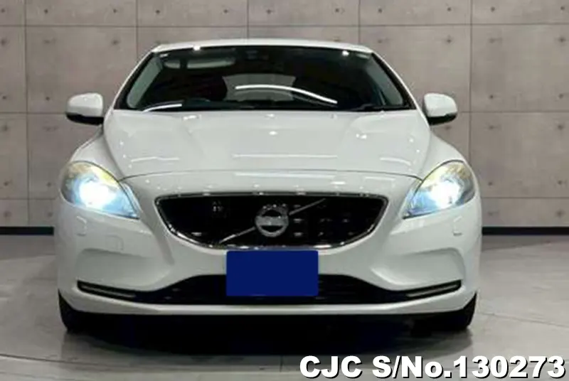 2015 Volvo / V40 Stock No. 130273