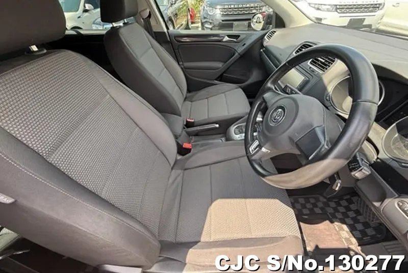 2010 Volkswagen / Golf Stock No. 130277