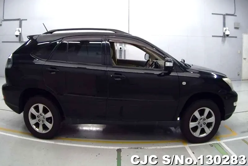 2005 Toyota / Harrier Stock No. 130283